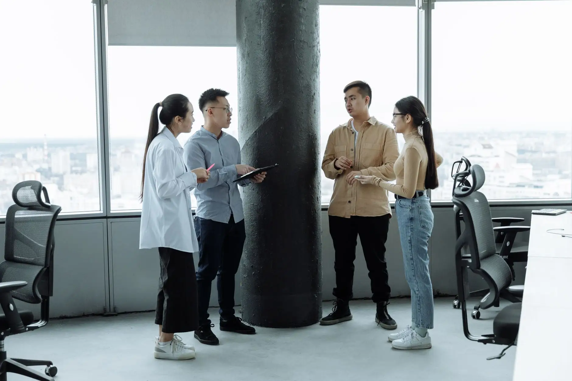 面向精密装配场景的工业机械设计方案及设备应用解析